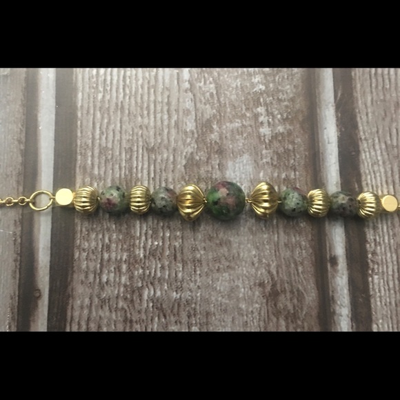 14KGP ruby zoisite bracelet - Picture 3 of 4